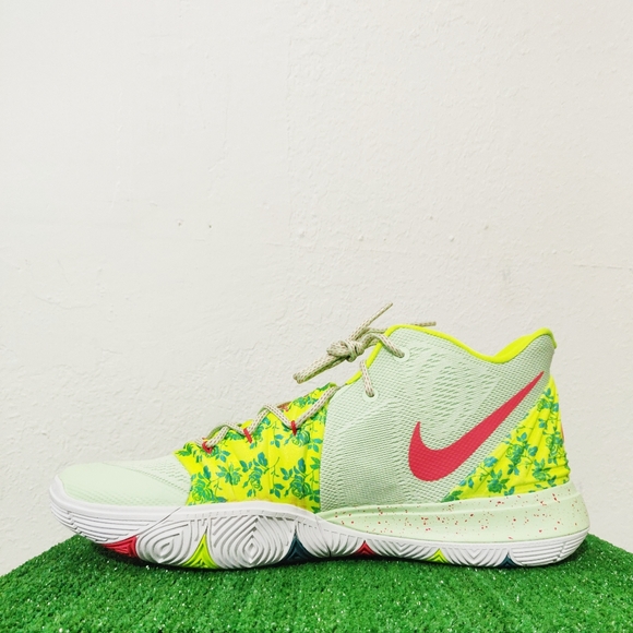 Nike Kyrie 5 EYBL Promo Ember Basketball Shoes - Picture 6 of 8